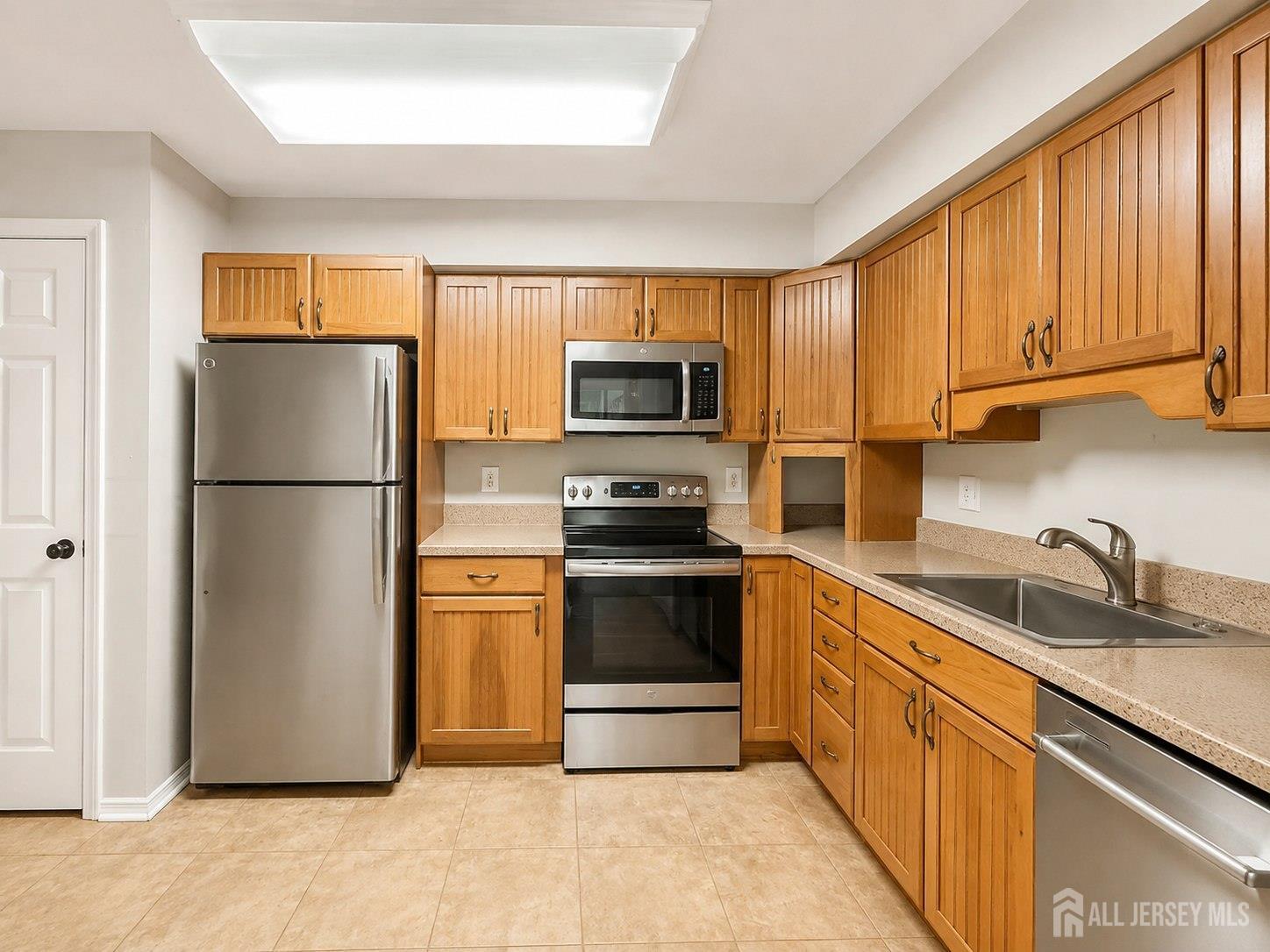 2112 Sayre Drive Plainsboro NJ 08540