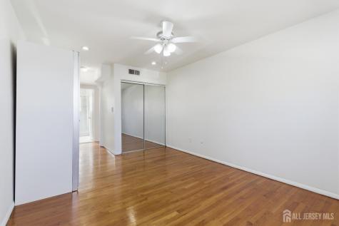 161 Evergreen Road Edison NJ 08837