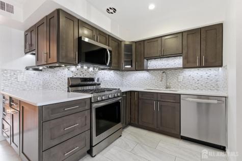 161 Evergreen Road Edison NJ 08837