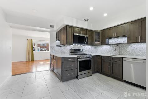 161 Evergreen Road Edison NJ 08837