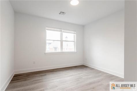 1025 Raritan Road Clark NJ 07066