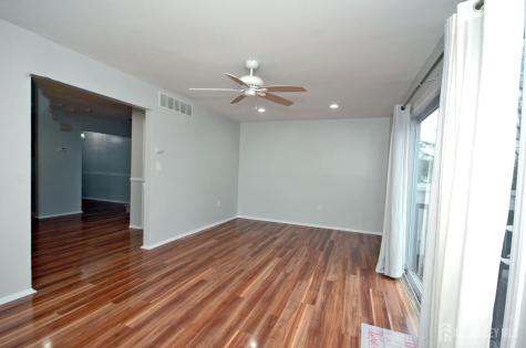 4 White Oaks Drive Sayreville NJ 08872
