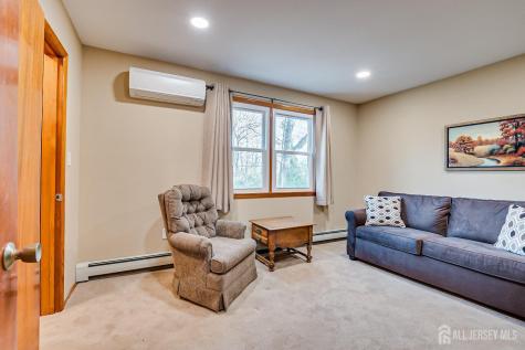 92 Coleman Street Edison NJ 08817