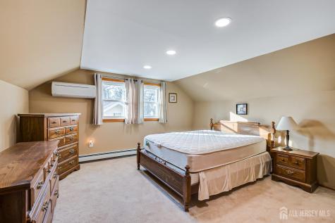 92 Coleman Street Edison NJ 08817