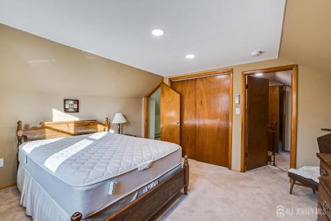 92 Coleman Street Edison NJ 08817