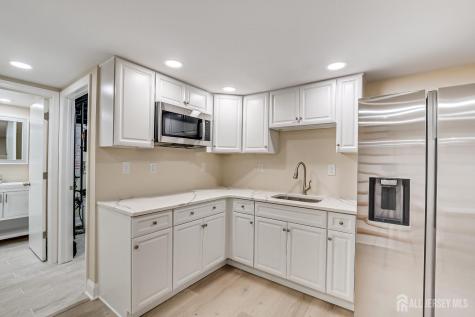 92 Coleman Street Edison NJ 08817