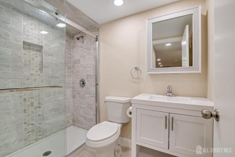 92 Coleman Street Edison NJ 08817