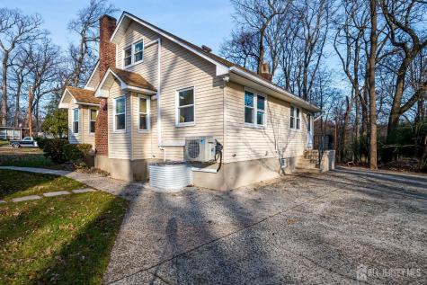 92 Coleman Street Edison NJ 08817
