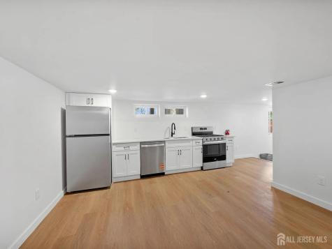 3 Meadow Road Edison NJ 08817