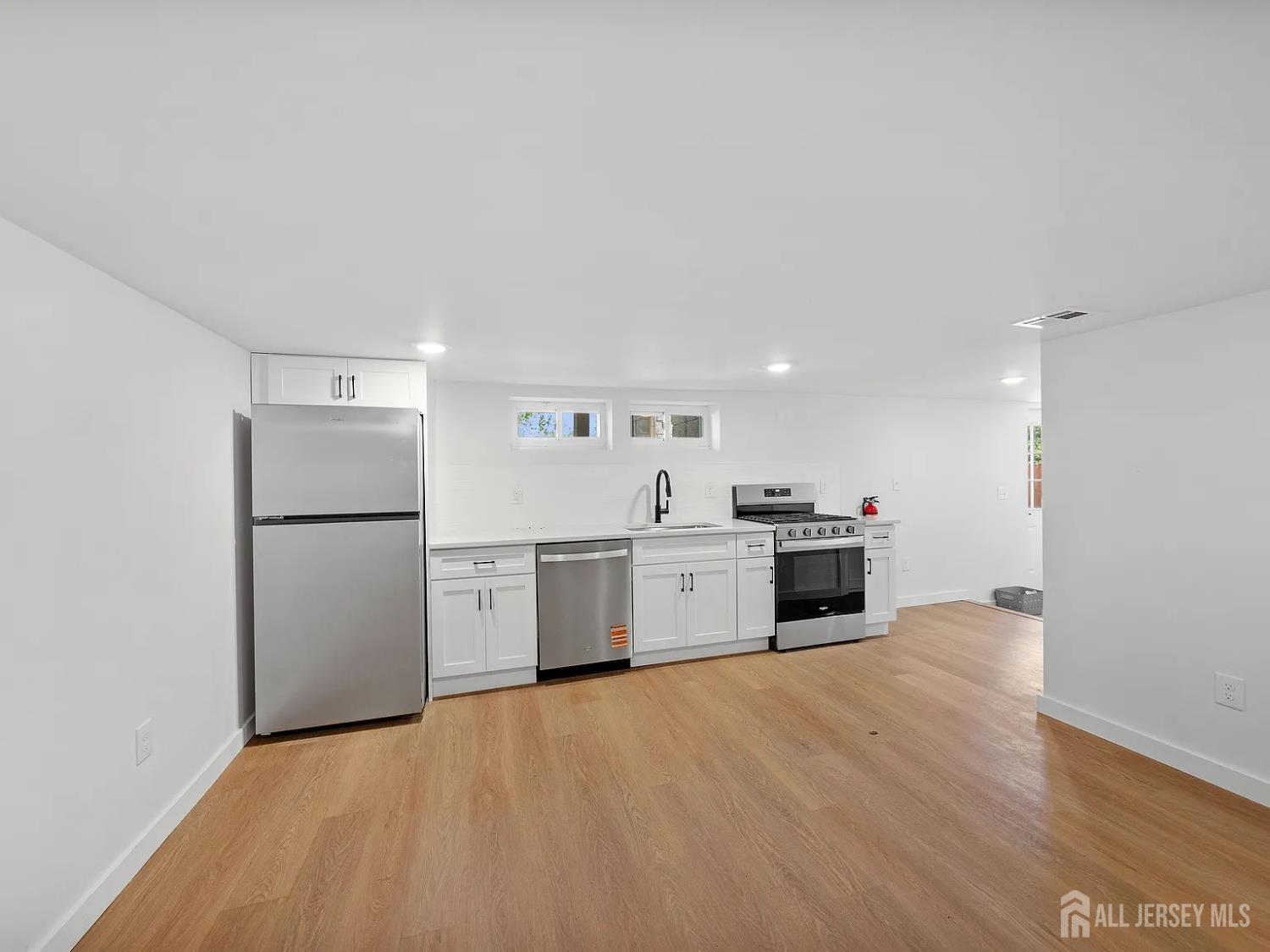 3 Meadow Road Edison NJ 08817