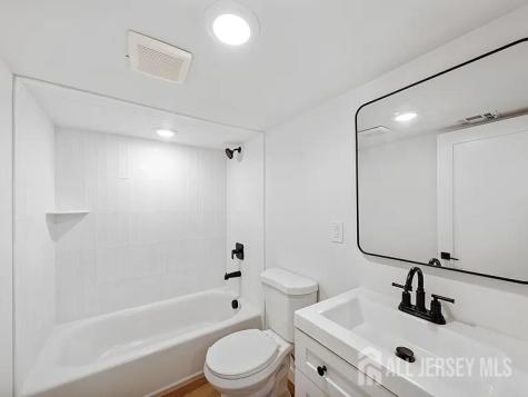 3 Meadow Road Edison NJ 08817