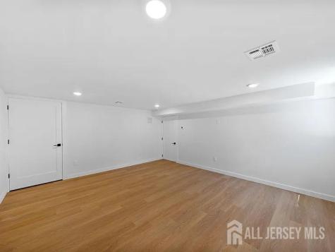3 Meadow Road Edison NJ 08817