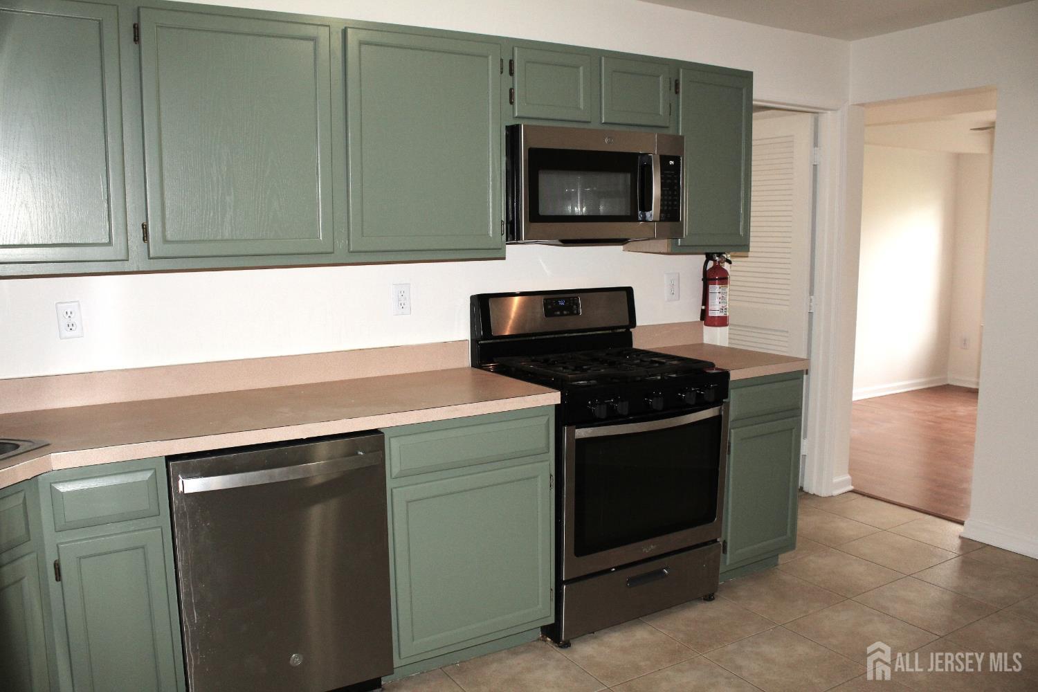 306 Plymouth Road North Brunswick NJ 08902