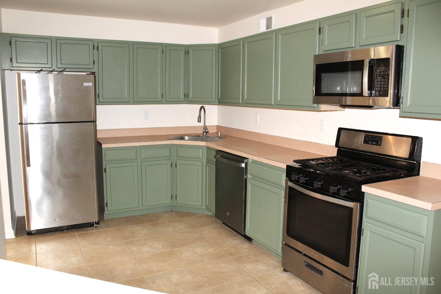 306 Plymouth Road North Brunswick NJ 08902