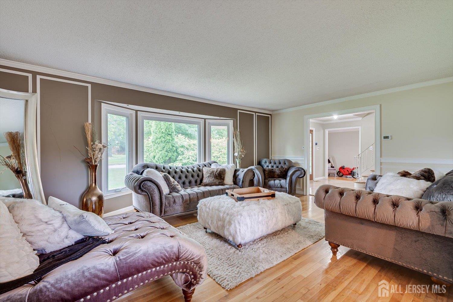 8 Nathan Drive North Brunswick NJ 08902