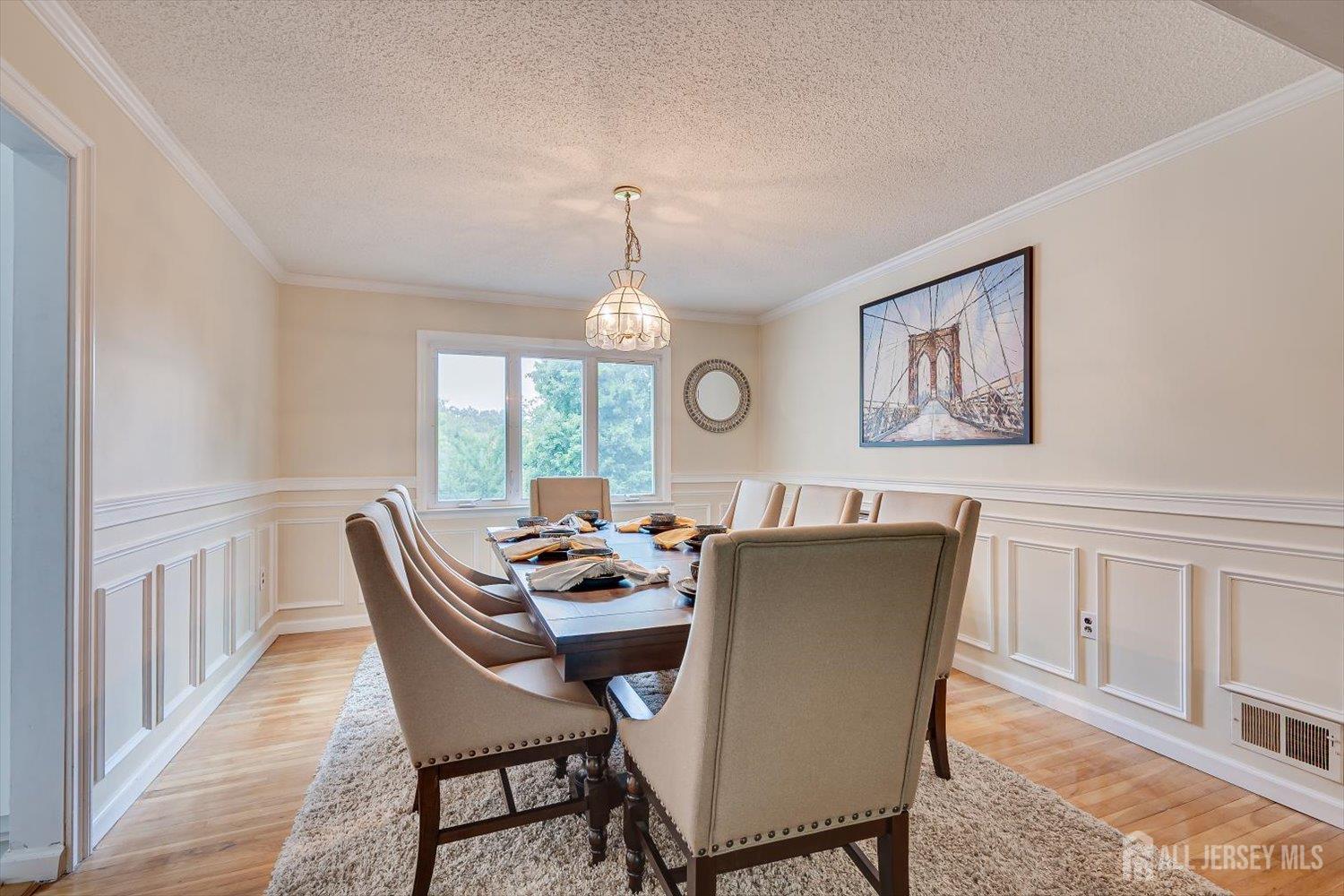 8 Nathan Drive North Brunswick NJ 08902