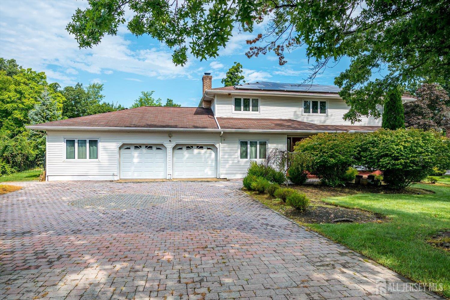 8 Nathan Drive North Brunswick NJ 08902