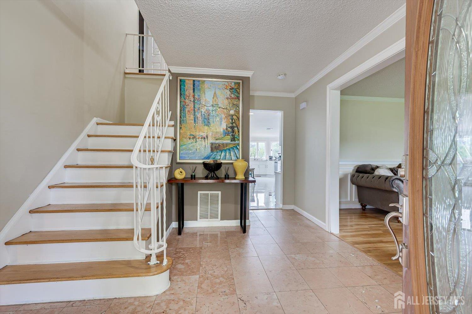 8 Nathan Drive North Brunswick NJ 08902