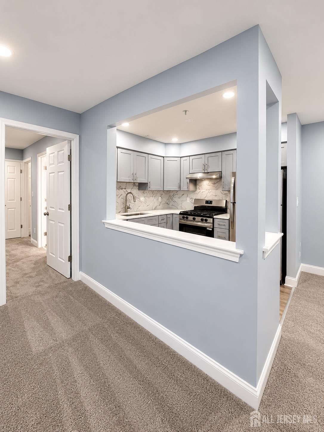 1124 Waterford Drive Edison NJ 08817