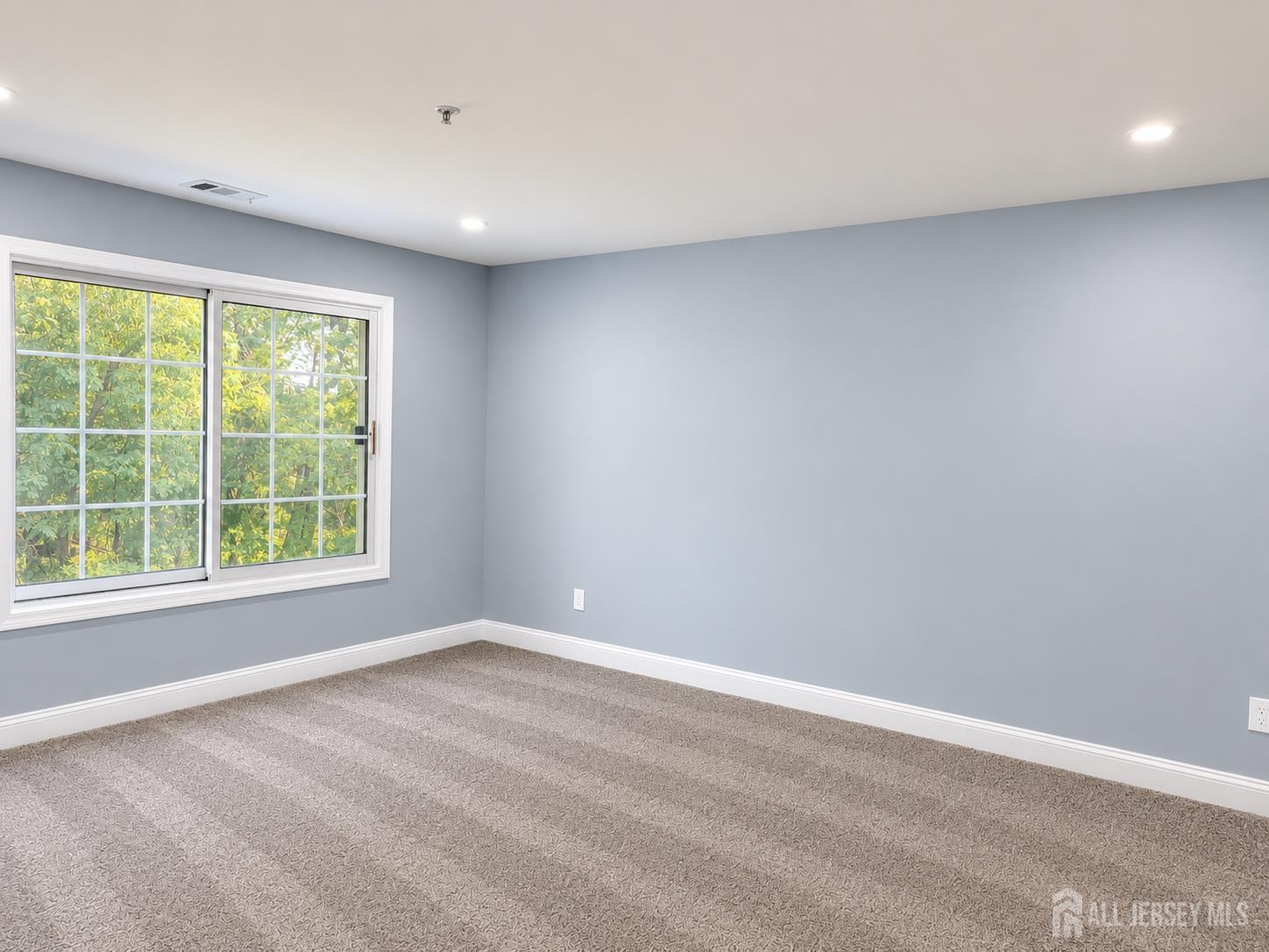 1124 Waterford Drive Edison NJ 08817