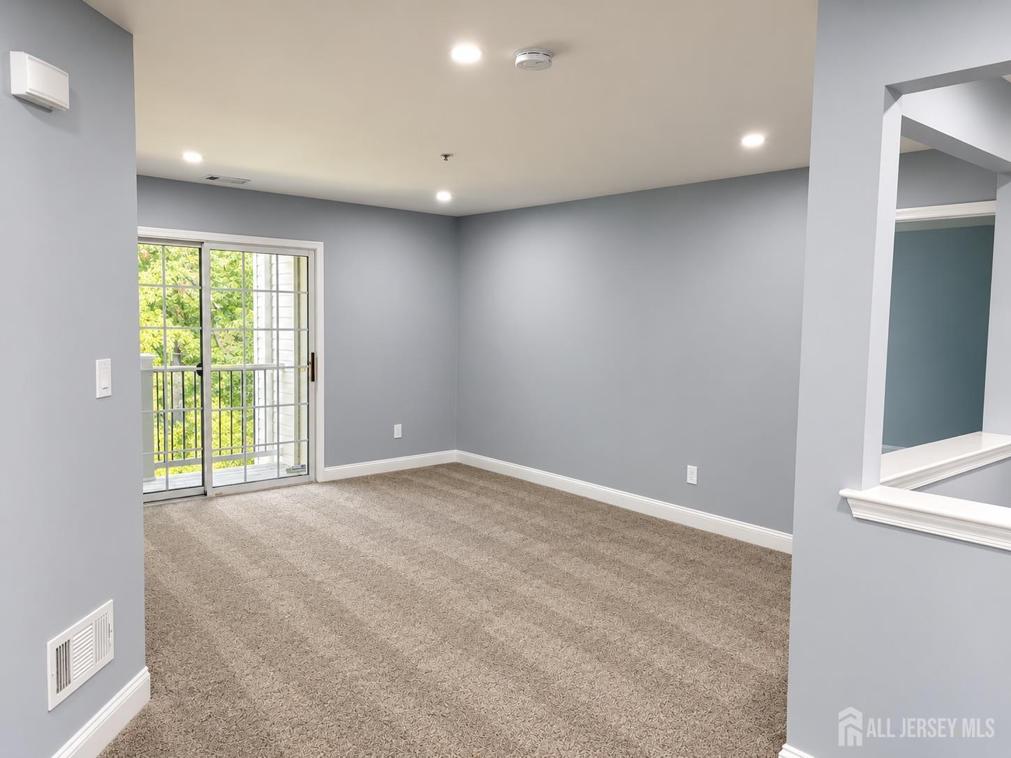 1124 Waterford Drive Edison NJ 08817