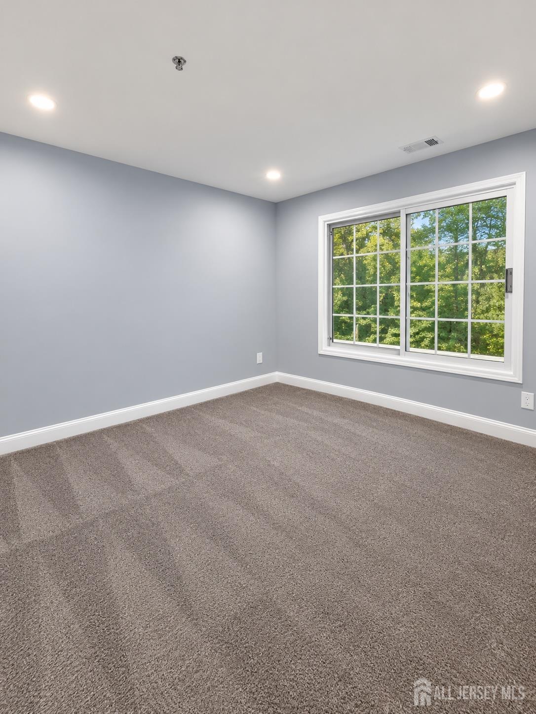 1124 Waterford Drive Edison NJ 08817