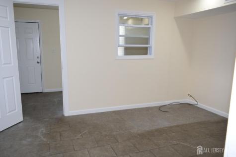 47 Christopher Street Carteret NJ 07008