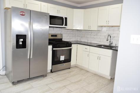 47 Christopher Street Carteret NJ 07008