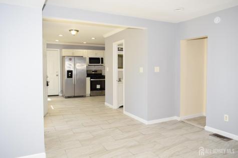 47 Christopher Street Carteret NJ 07008
