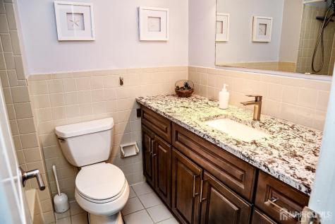 5805 Hana Road Edison NJ 08817