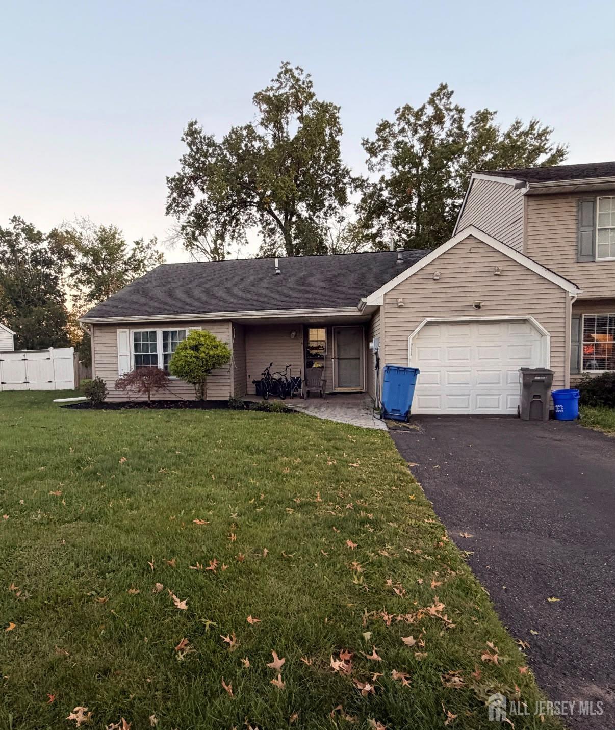 154 Zwolak Court South Plainfield NJ 07080