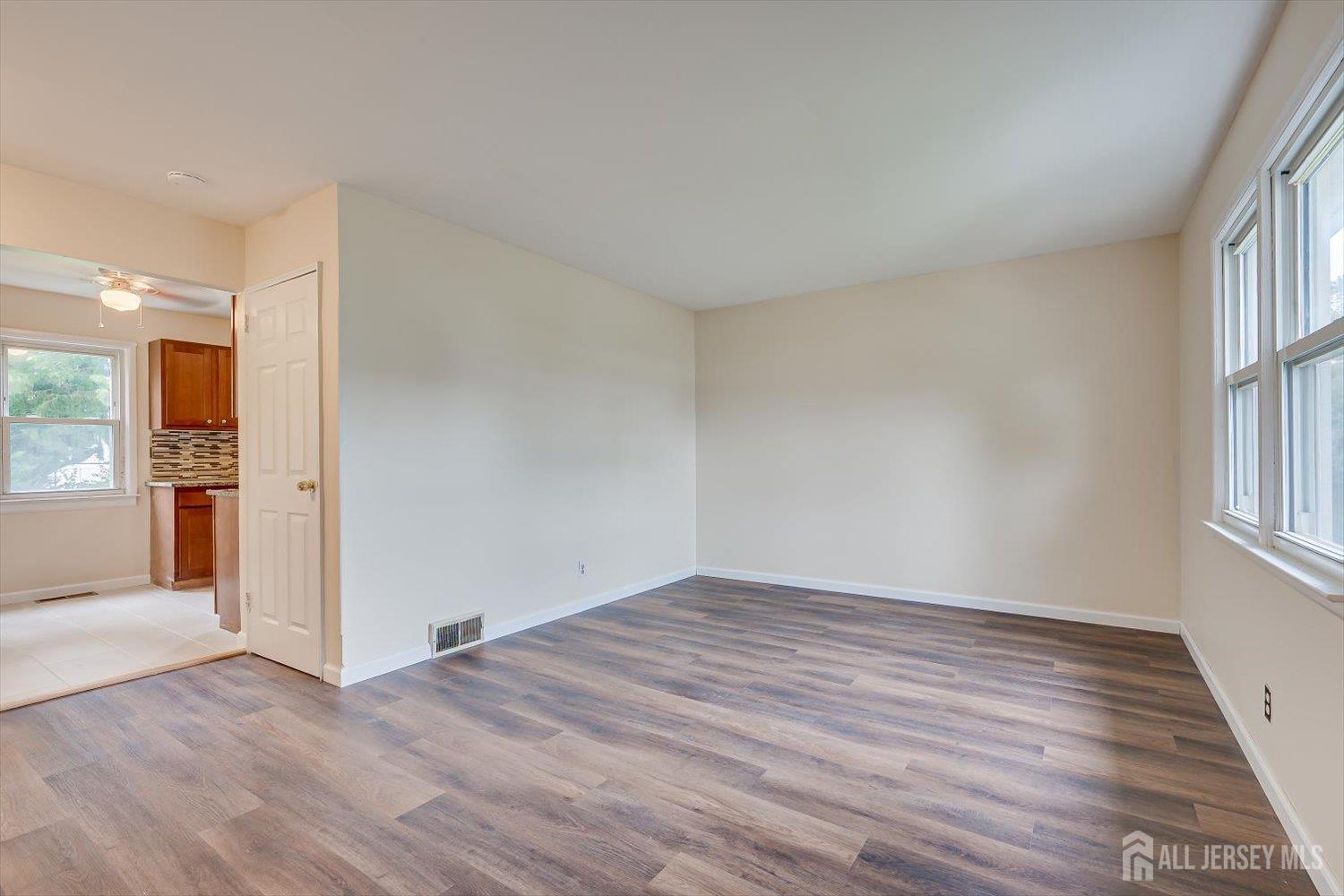 25 Ellwood Road East Brunswick NJ 08816