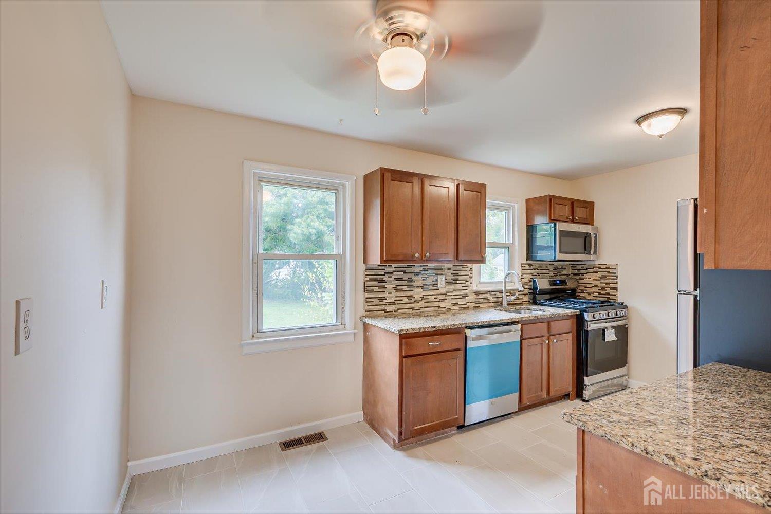 25 Ellwood Road East Brunswick NJ 08816