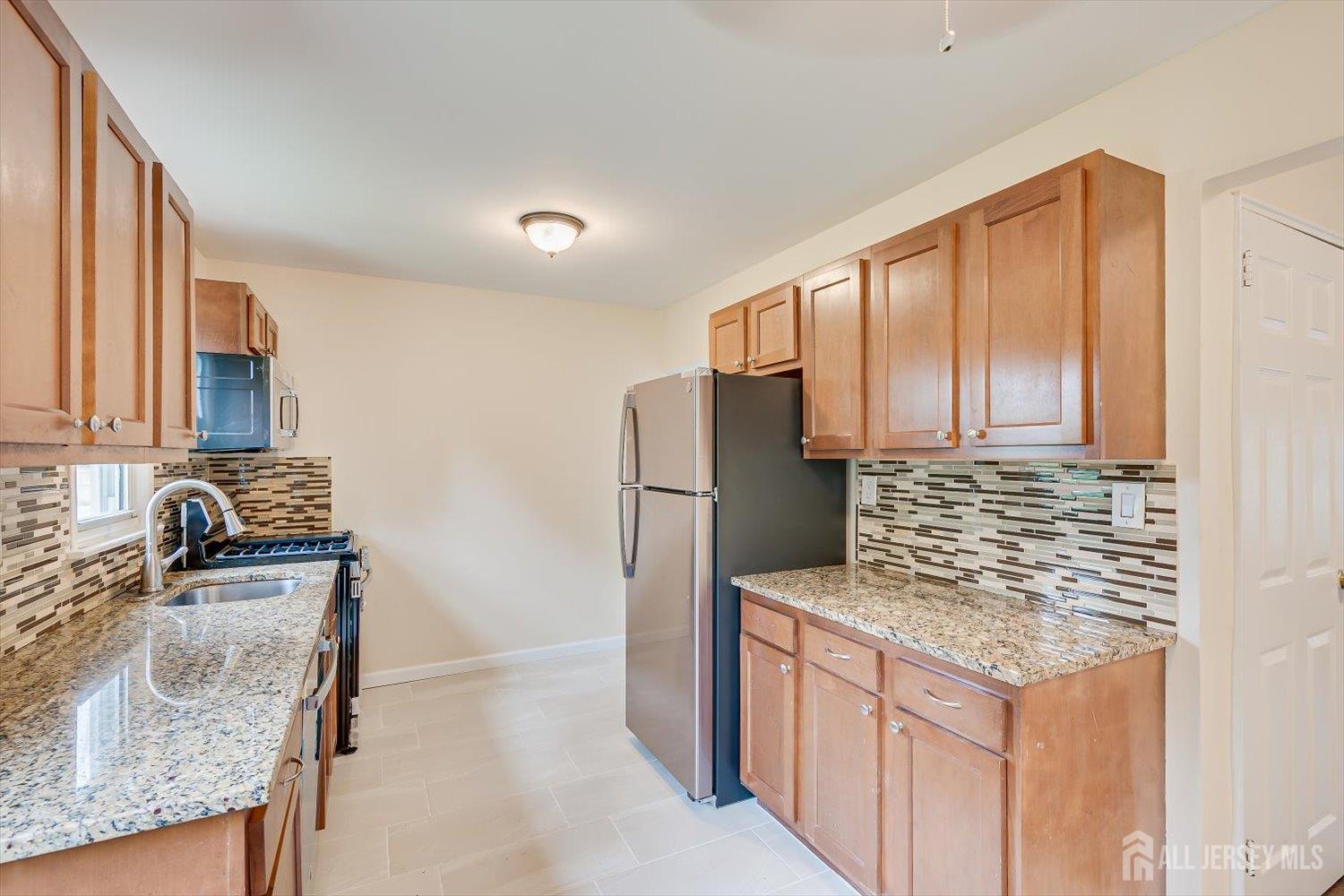 25 Ellwood Road East Brunswick NJ 08816