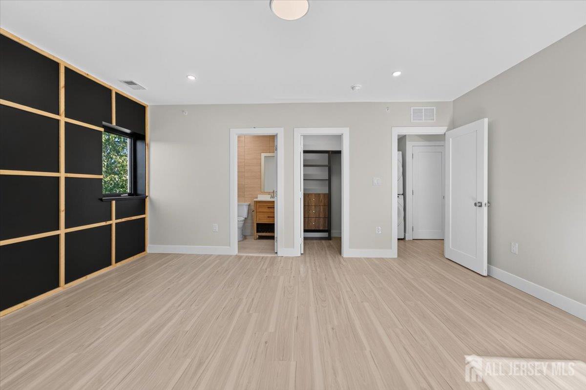 810 N 2nd Avenue Highland Park NJ 08904
