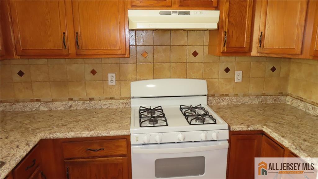 26 Henry Street Franklin NJ 08873
