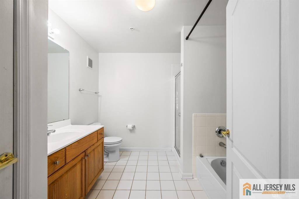 726 Cedar Court New Brunswick NJ 08901