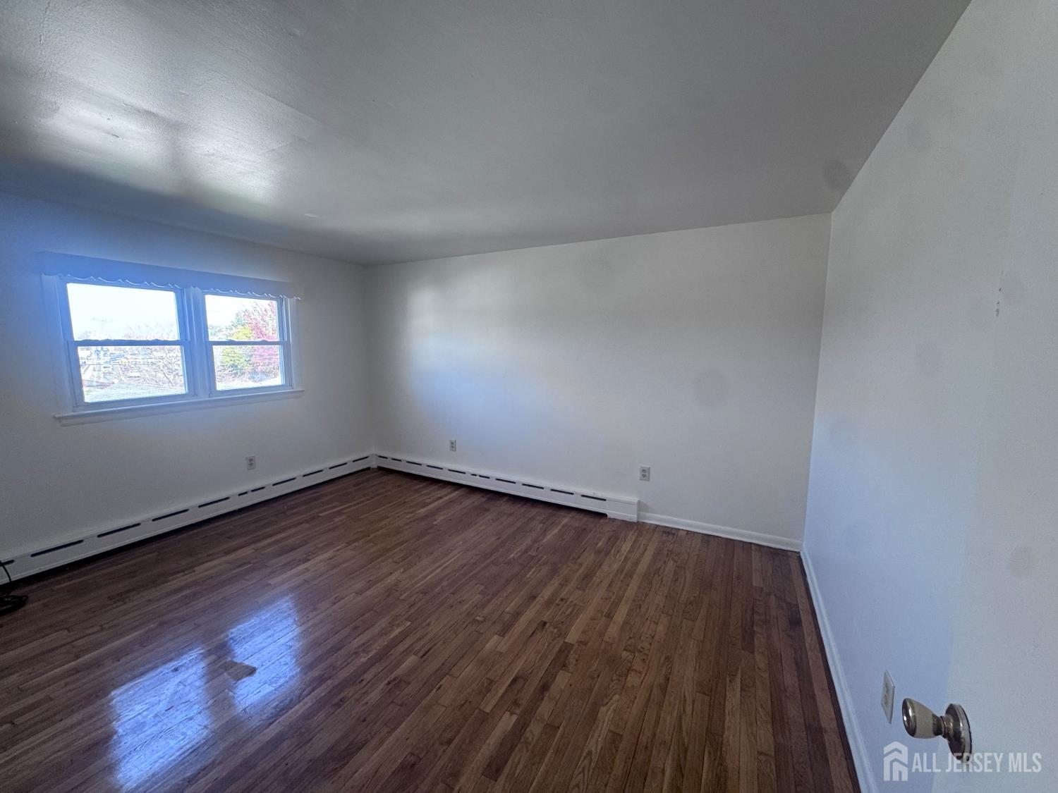 20 Howard Street Hopelawn NJ 08861