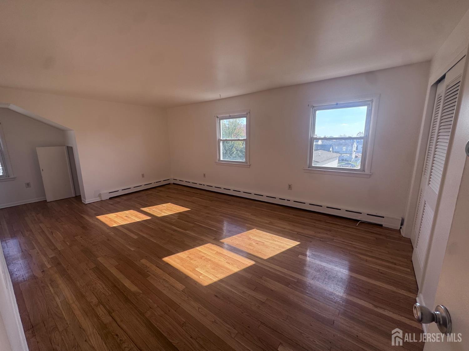 20 Howard Street Hopelawn NJ 08861