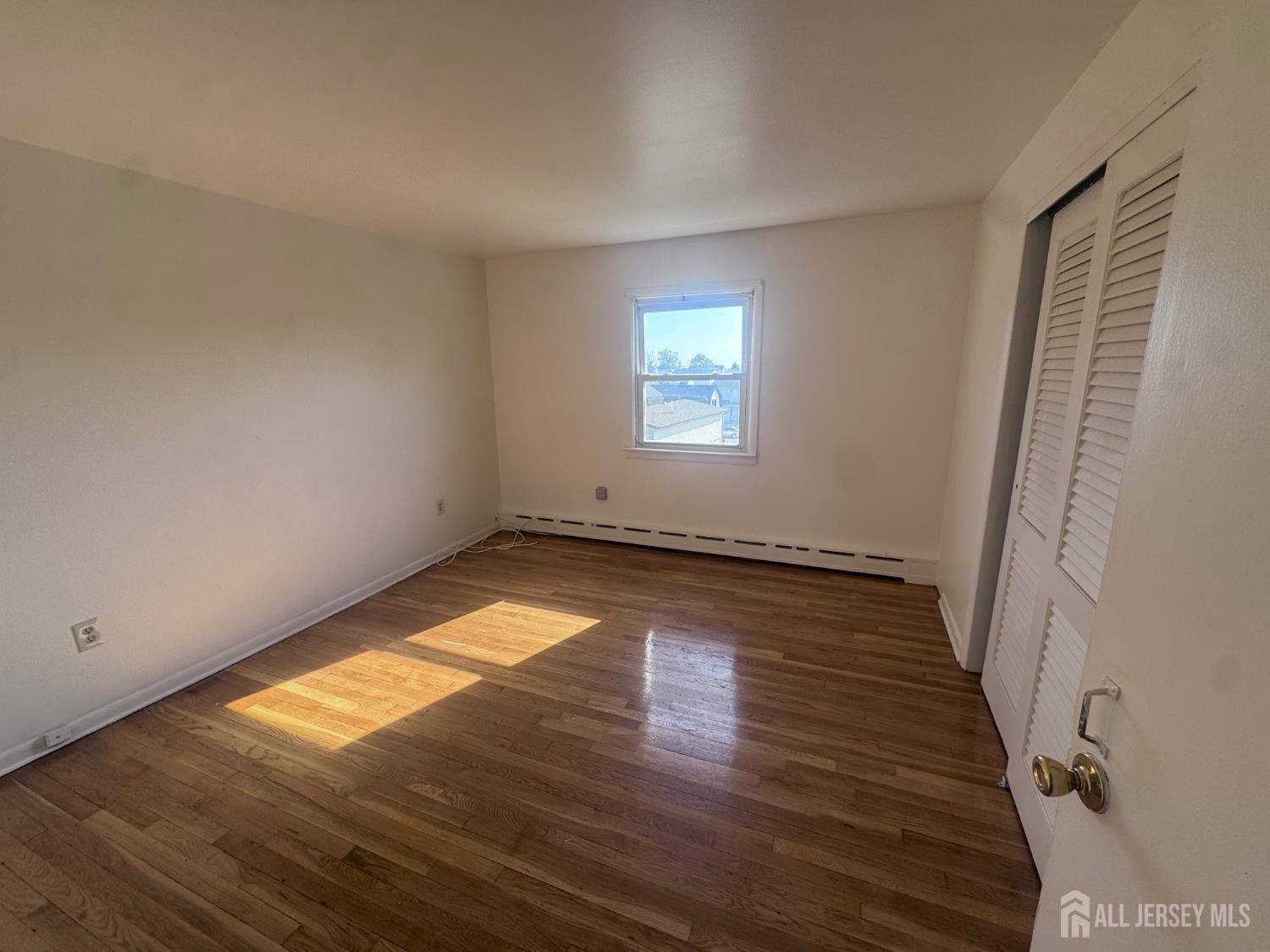 20 Howard Street Hopelawn NJ 08861