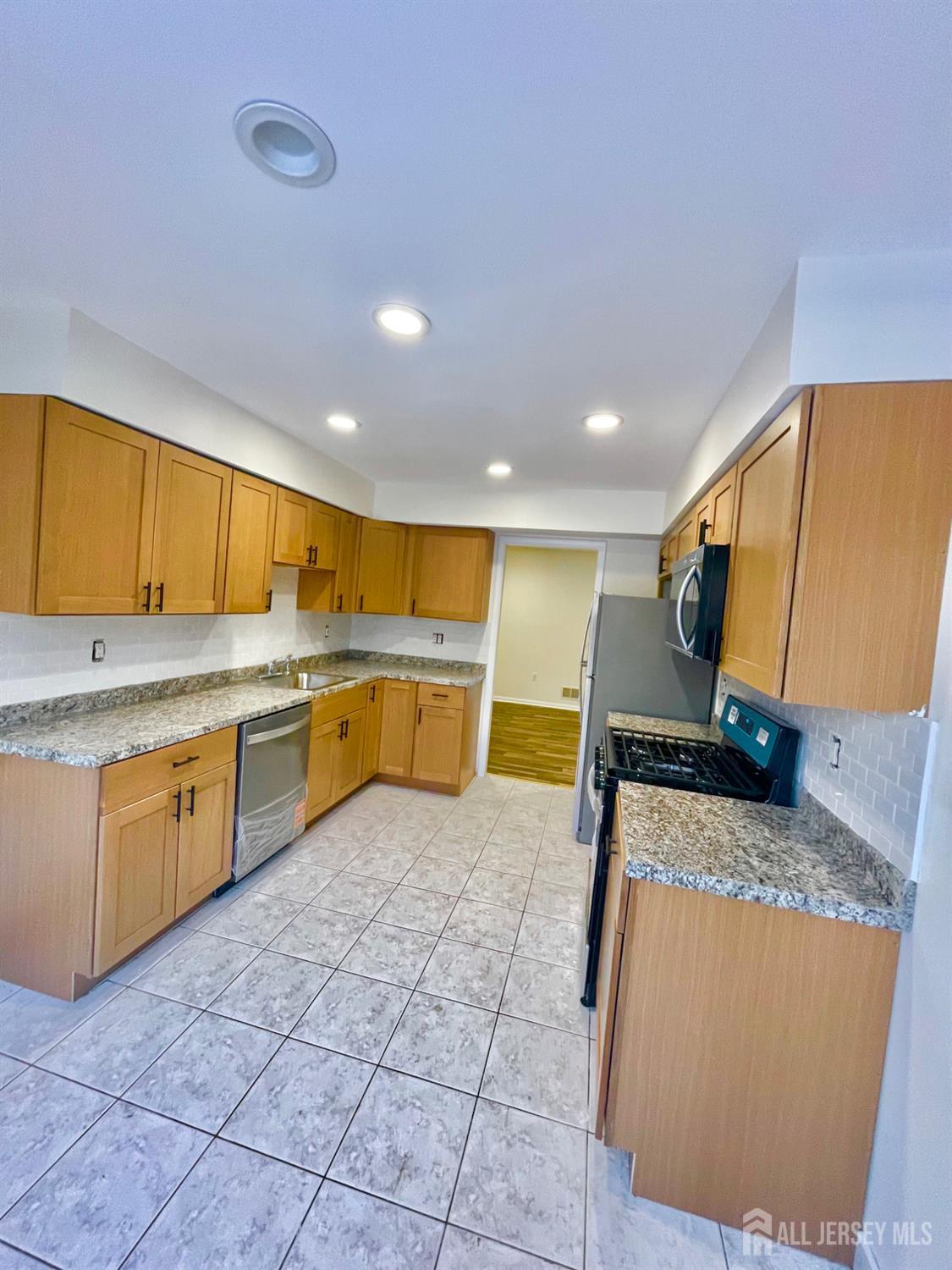 9 Lawry Court East Brunswick NJ 08816