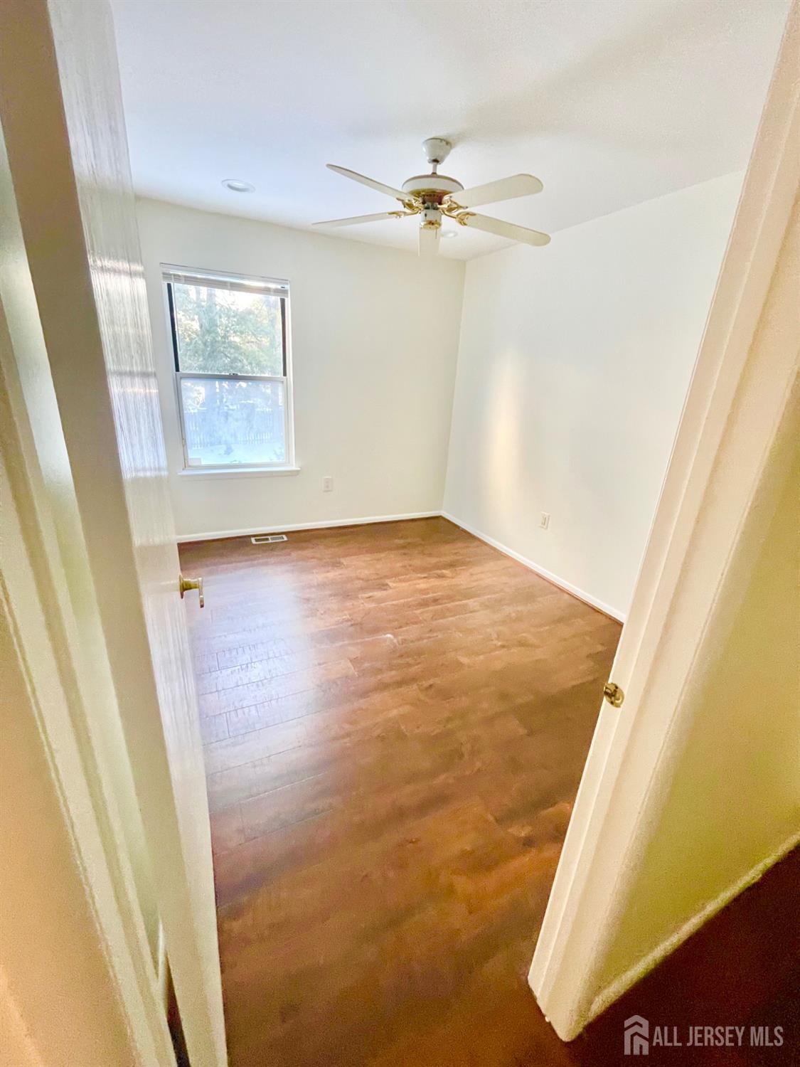 9 Lawry Court East Brunswick NJ 08816