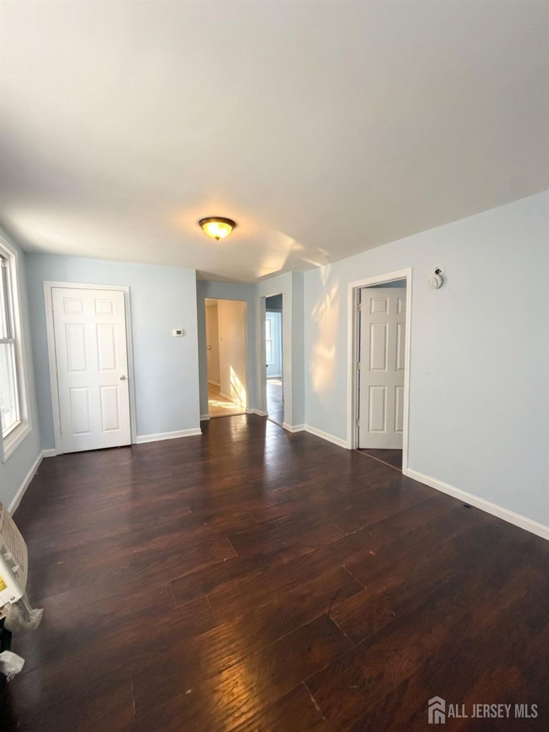 1060 Bond Street Elizabeth NJ 07201
