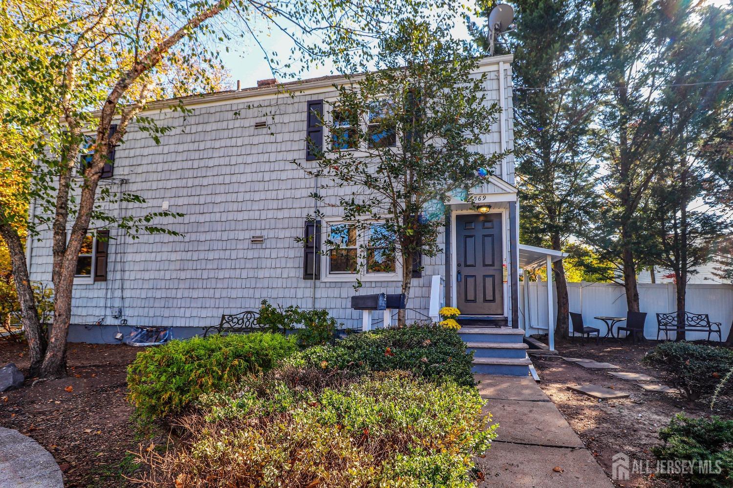569 Main Street Metuchen NJ 08840