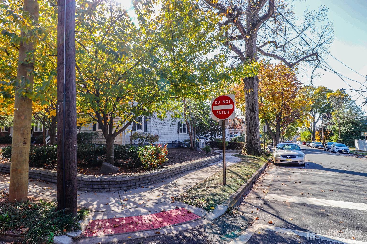 569 Main Street Metuchen NJ 08840