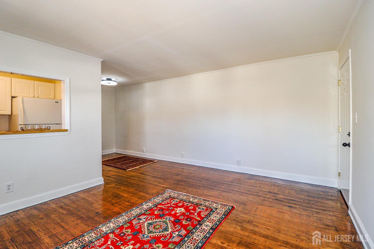 569 Main Street Metuchen NJ 08840
