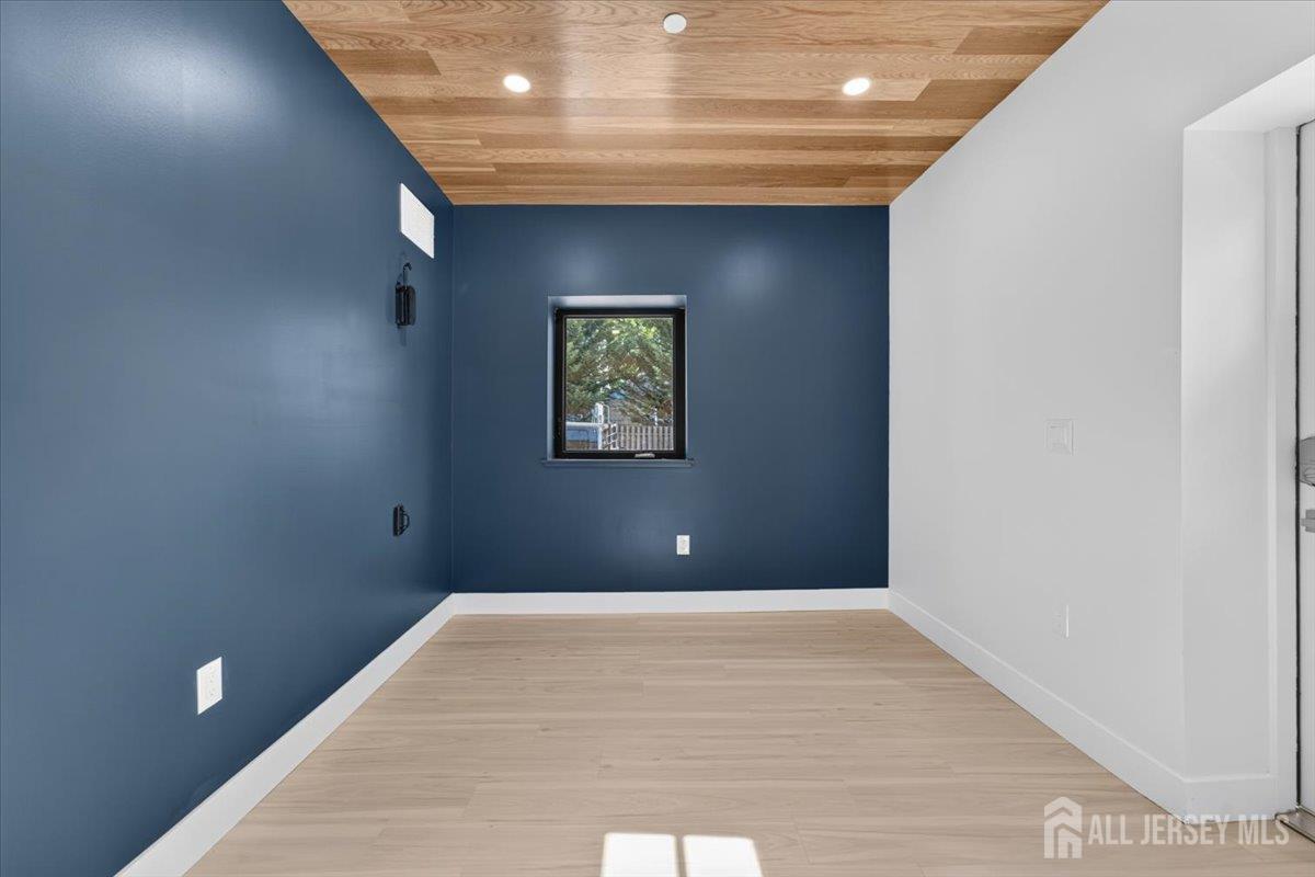 810 N 2nd Avenue Highland Park NJ 08904