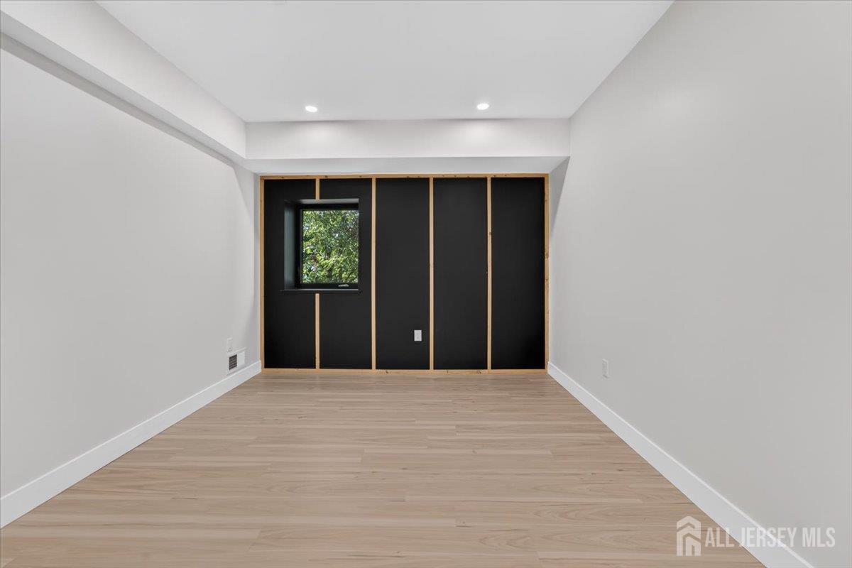 810 N 2nd Avenue Highland Park NJ 08904