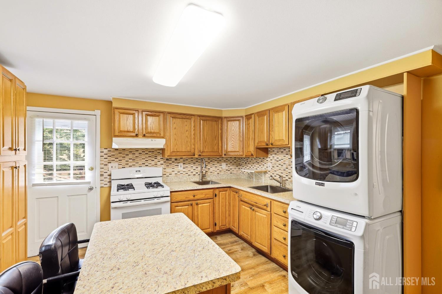 65 Campbell Avenue Edison NJ 08817