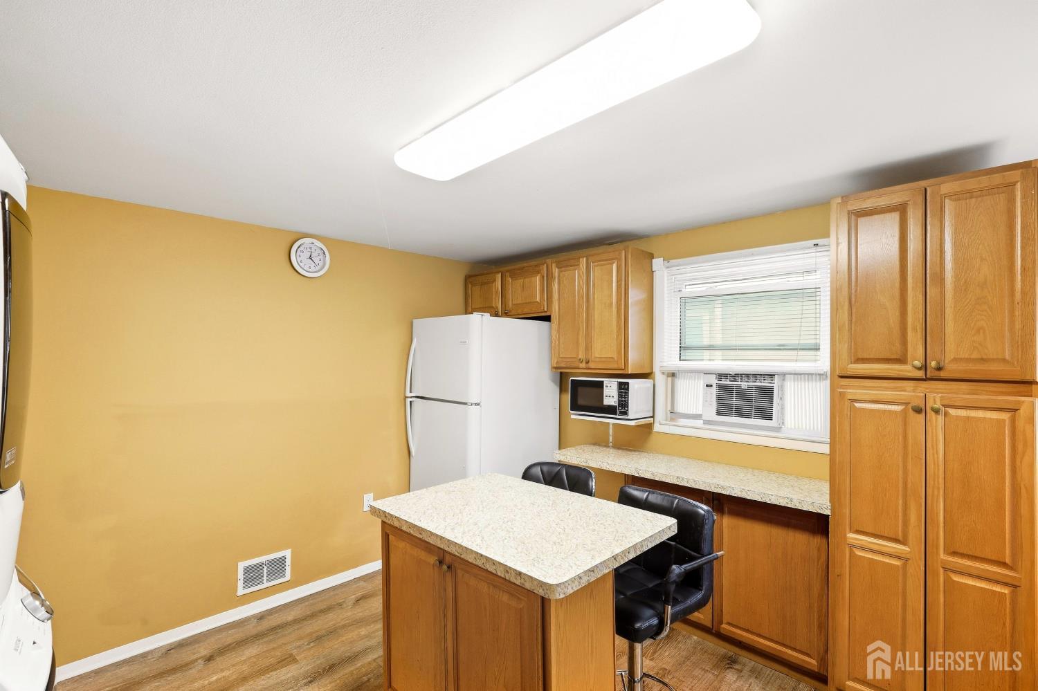 65 Campbell Avenue Edison NJ 08817